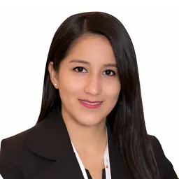 Q.F. Paola Fernández